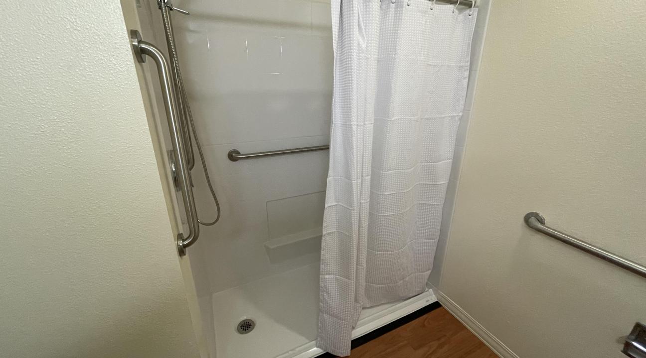 Roll in shower